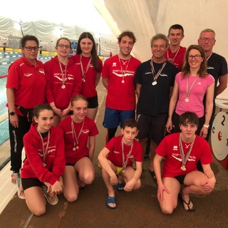 Nuoto pinnato, i giovani di Pralino Sport si fanno valere in Svizzera