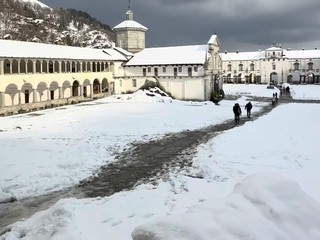 Oropa imbiancata nelle foto di un lettore foto Ezio Cairoli