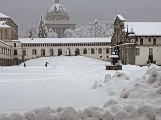 Oropa imbiancata nelle foto di un lettore foto Ezio Cairoli