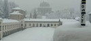 La primavera tarda ad arrivare, a Oropa 30 centimetri di neve (foto dalla pagina Facebook di Santuario di Oropa e servizio di Mauro Benedetti per newsbiella.it)