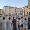 Maturità 2026, a Biella studenti in piazza Duomo per cantare "Notte prima degli esami" FOTO e VIDEO Nicola Rasolo per Newsbiella.it Maturità 2026, a Biella studenti in piazza Duomo per cantare "Notte prima degli esami" FOTO e VIDEO Nicola Rasolo per Newsbiella.it