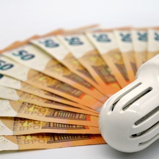400mila persone in difficoltà per pagare le bollette di luce e gas: la crisi colpisce il 10,1% delle famiglie del Piemonte (foto di repertorio)