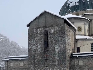Oropa imbiancata nelle foto di un lettore foto Ezio Cairoli