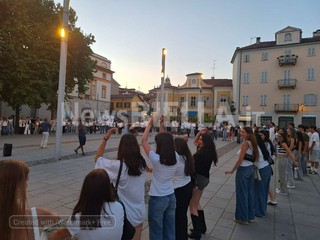 Maturità 2026, a Biella studenti in piazza Duomo per cantare "Notte prima degli esami" FOTO e VIDEO Nicola rasolo per Newsbiella.it