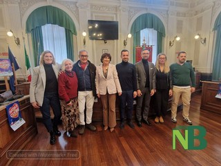 Biella accende il Natale: luci, eventi e il Villaggio di Babbo Natale nel cuore della città Biella accende il Natale: luci, eventi e il Villaggio di Babbo Natale nel cuore della città