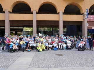 Biella, Oltre ogni ostacolo, Olivero: "L'accessibilità riguarda tutti" e Scaramuzzi percorre il tragitto in sedia a rotelle Biella, Oltre ogni ostacolo, Olivero: "L'accessibilità riguarda tutti" e Scaramuzzi percorre il tragitto in sedia a rotelle