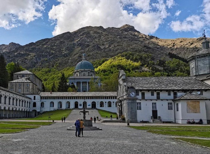 Oropa nella Belle Époque, visite guidate tra immagini d’archivio e il trenino Biella-Oropa