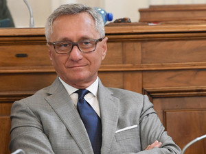 Biella, lieve malore per il sindaco Marzio Olivero: ricoverato in ospedale per accertamenti Biella, lieve malore per il sindaco Marzio Olivero: ricoverato in ospedale per accertamenti