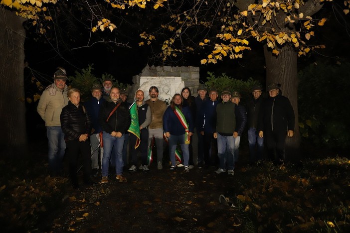 Occhieppo Inferiore celebra la Festa dell’Unità Nazionale e delle Forze Armate foto di Lamberto Marigo Occhieppo Inferiore celebra la Festa dell’Unità Nazionale e delle Forze Armate foto di Lamberto Marigo