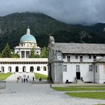 Oropa sotto le stelle: visite serali alla Basilica Antica Oropa sotto le stelle: visite serali alla Basilica Antica