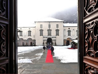 Oropa tra neve, nebbia e silenzio: le fotografie di Claudio Nicola nel giorno di Santo Stefano FOTO Claudio Nicola Oropa tra neve, nebbia e silenzio: le fotografie di Claudio Nicola nel giorno di Santo Stefano FOTO Claudio Nicola