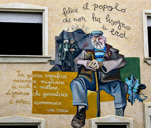 Orgosolo, murales contro la guerra.
