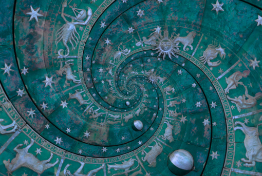 Ecco cosa ci dicono le stelle per i prossimi giorni: l’Oroscopo di Corinne