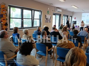 Mongrando, partecipazione e confronto all'incontro dedicato al Centro Diurno Decadimento Cognitivo Integrato (foto di Mattia Baù in esclusiva per Newsbiella.it) Mongrando, partecipazione e confronto all'incontro dedicato al Centro Diurno Decadimento Cognitivo Integrato (foto di Mattia Baù in esclusiva per Newsbiella.it)