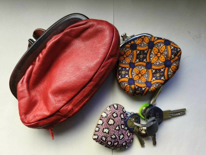 Oggetti smarriti a Biella restituiti alla legittima proprietaria