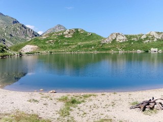 Oropa, lavori con esplosivi: chiudono i sentieri escursionistici foto Matilde Bettio