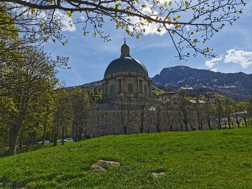 Concerti sotto le stelle, visite: ecco il programma degli eventi al Santuario di Oropa Concerti sotto le stelle, visite: ecco il programma degli eventi al Santuario di Oropa