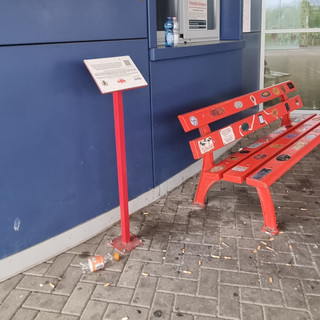 Degrado davanti all’ospedale di Biella: "Situazione inaccettabile"