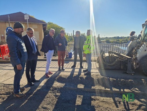 Biella Chiavazza, ponte Cerruti, Franceschini: "Entro una settimana riaprirà al doppio senso" FOTO Biella Chiavazza, ponte Cerruti, Franceschini: "Entro una settimana riaprirà al doppio senso" FOTO