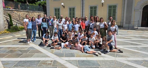 Pollone in scena: il paese diventa set cinematografico per “La Voce del Sorriso” Pollone in scena: il paese diventa set cinematografico per “La Voce del Sorriso”