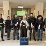 Biella, le "scene da film" diventano realtà: a scuola con la Polizia