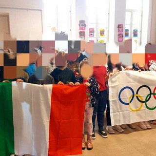 Alla primaria Pietro Micca le aule si sono trasformate in piccoli laboratori olimpici FOTO