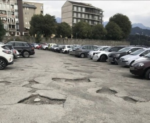 Biella, chiude il parcheggio di via Cernaia per motivi di sicurezza (foto di repertorio)