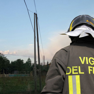 Salussola, camion danneggia palo della Telecom, foto archivio