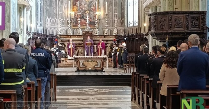 Biella, celebrato il Precetto Pasquale Interforze nella Cattedrale di Santo Stefano FOTO Mattia Baù per newsbiella.it Biella, celebrato il Precetto Pasquale Interforze nella Cattedrale di Santo Stefano FOTO Mattia Baù per newsbiella.it
