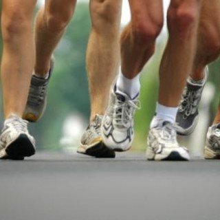 Sandigliano: Benedizione delle scarpe alla Messa del Podista