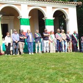 Pollone celebra i 90 anni degli Alpini, corteo e festa di comunità tra memoria e tradizione FOTO