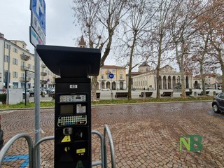 Parcheggi blu, scattano le nuove tariffe: aumenta il costo della sosta a Biella