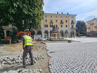 Trasferimento del mercato a Biella, a Chiavazza un sondaggio per coinvolgere i cittadini FOTO Angela Lobefaro per newsbiella.it Trasferimento del mercato a Biella, a Chiavazza un sondaggio per coinvolgere i cittadini FOTO Angela Lobefaro per newsbiella.it