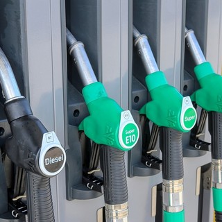 Caro carburanti, taglio delle accise sul gasolio prorogato al 25 agosto (foto di repertorio)