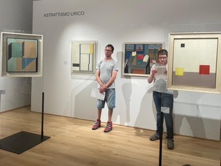 Vivi Biellese al Palazzone: molti visitatori per le visite guidate alla mostra "Collezione Franco Riccardi. Segni e visioni del Novecento"