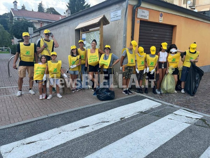 Tollegno, 50 volontari in strada per “Puliamo il Mondo” FOTO e VIDEO di Massimo Giacobbe per newsbiella.it Tollegno, 50 volontari in strada per “Puliamo il Mondo” FOTO e VIDEO di Massimo Giacobbe per newsbiella.it