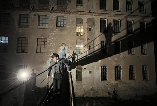 Pray, storie di fabbrica, storie di vita: prosegue &quot;Turno di notte&quot;