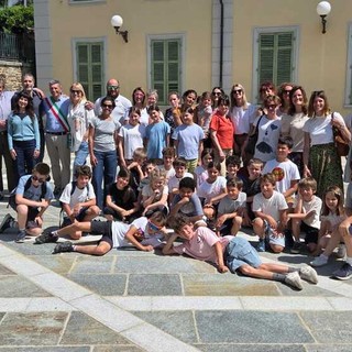 Pollone in scena: il paese diventa set cinematografico per “La Voce del Sorriso”
