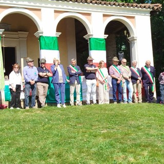 Pollone celebra i 90 anni degli Alpini, corteo e festa di comunità tra memoria e tradizione FOTO Pollone celebra i 90 anni degli Alpini, corteo e festa di comunità tra memoria e tradizione FOTO