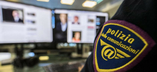 Dal Nord Ovest - "Spogliava" le foto con l'intelligenza artificiale e le pubblicava online (foto di repertorio) Dal Nord Ovest - "Spogliava" le foto con l'intelligenza artificiale e le pubblicava online (foto di repertorio)