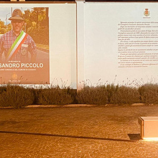 Cossato, martedì l’ultimo addio ad Alessandro Piccolo: il Comune lo ricorda in piazza Borrino