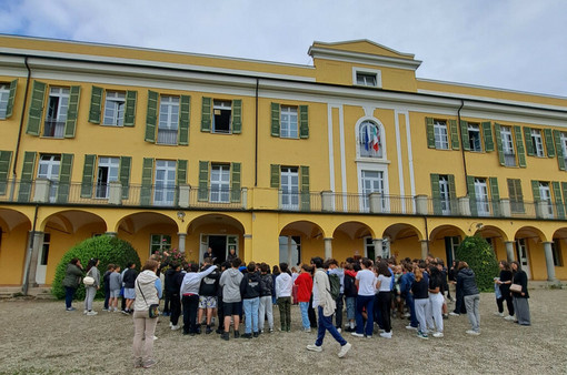 Pollone, eletto Consiglio Comunale delle Ragazze e dei Ragazzi Pollone, eletto Consiglio Comunale delle Ragazze e dei Ragazzi