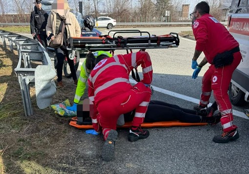 Auto contro bici a Sandigliano: ciclista in ospedale