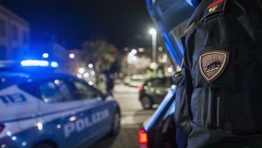 Lite finisce in rissa a Biella: sei persone identificate Lite finisce in rissa a Biella: sei persone identificate