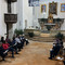 Nell’immagine di repertorio, partecipanti alla recita del santo Rosario a canton Gurgo di Pettinengo