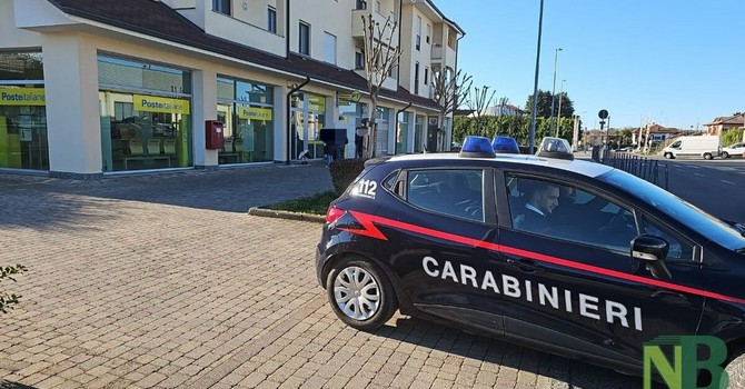 Rapina in posta a Vigliano: fermato un 13enne con pistola giocattolo (foto di Mauro Benedetti per newsbiella.it)