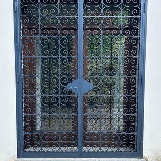 Con la bella stagione tornano i colori: le decorazioni firmate Roberto Puozzo FOTO