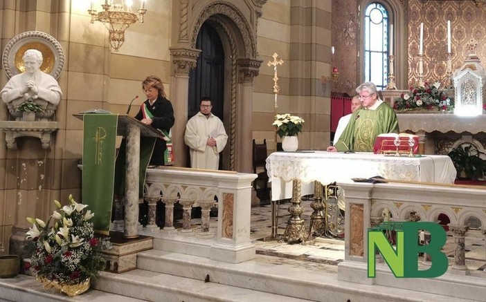 Vigliano, una stele per ricordare i morti sul lavoro a 25 anni dal rogo alla Pettina (foto di repertorio) Vigliano, una stele per ricordare i morti sul lavoro a 25 anni dal rogo alla Pettina (foto di repertorio)