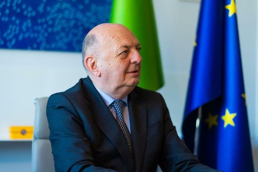 Energia, firmato memorandum tra Italia e Montenegro Energia, firmato memorandum tra Italia e Montenegro