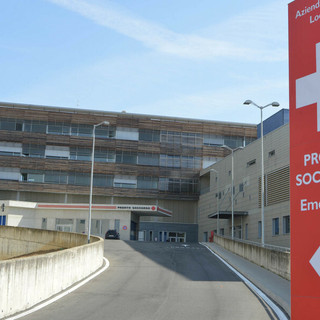 Biella, ferita al petto da un pallino sparato da un’arma: donna in ospedale (foto di repertorio)
